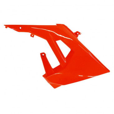 FRONT SIDE COVER - RIGHT - "PIAGGIO GENUINE PART" GILERA 50 SMT, RCR 2018> RED -2B004333000W5R-