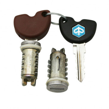 CONTACTEUR A CLE/SERRURE ORIGINE PIAGGIO 125 LIBERTY, FLY, BEVERLY -576825-