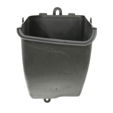 STORAGE BOX "PIAGGIO GENUINE PART" 125-250-300 X7 -653809-