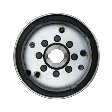 ROTOR COMPLET AVEC ROUE LIBRE ORIGINE PIAGGIO 125 FLY, LIBERTY, VESPA GTS, VESPA LX, PRIMAVERA, SPRINT, VESPA-S (MOTEUR 3 SOUPAPES ET IGET) 2020< -B018108-