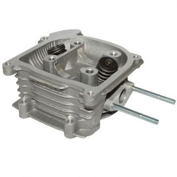 CYLINDER HEAD FOR SCOOT FOR CHINESE SCOOTER 50 4-STROKE GY6-139QMB/PEUGEOT 50 KISBEE/V-CLIC 4-STROKE/KYMCO 50 AGILITY 4-STROKE/SYM 50 ORBIT 4-STROKE/BAOTIAN 50 BT49QT 4-STROKE (For valve long 69 mm - without anti pollution system)(COMPLETE) -SELECTION P2R- 3700948097236