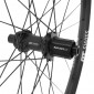 ROUE VTT 27.5" DT SWISS M1900 BOOST TUBELESS READY DISQUE CENTERLOCK ARRIERE NOIR SHIMANO 10/11V. AXE TRAVERSANT 12/142 - JANTE 30C - RESISTE POIDS 110Kgs