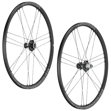 ROUES ROUTE DISQUE 700 CAMPAGNOLO ZONDA CENTERLOCK NOIR CASSETTE CAMPA 12/11/10V AXE TRAVERSANT ET BLOCAGE RAPIDE (PAIRE) 18/21 RAYONS JANTE 17C