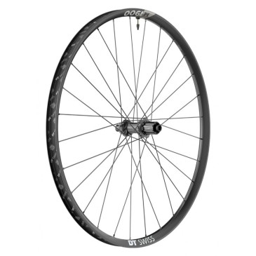 ROUE VTT 29" DT SWISS M1900 BOOST TUBELESS READY DISQUE CENTERLOCK ARRIERE NOIR SHIMANO 10/11V. AXE TRAVERSANT 12/148 - JANTE 30C - RESISTE POIDS 110Kgs