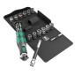 CLIQUET WERA 8009 ZYKLOP POCKET TETE ORIENTABLE COMBINEE DOUILLE 3/8 ET TOURNEVIS 1/4 (AVEC RESERVE D'EMBOUT INTEGREE) NOIR/VERT (SET 27 PIECES) -MARQUE ALLEMANDE POUR LES ATELIERS- 4013288227560