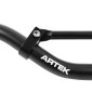 GUIDON 50 A BOITE ARTEK POUR BETA 50 RR/RIEJU 50 MRT/SHERCO 50 SM-R, SE-R/GILERA 50 SMT, RCR/DERBI 50 SENDA DIAM 22,2 mm LONGUEUR 800 mm HAUTEUR 72 mm ACIER NOIR 3700948292952