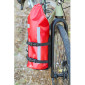 SACOCHE DE FOURCHE VELO ZEFAL Z ADVENTURE DRY BAG ROUGE ETANCHE FIXATION SANGLES AUTO-AGRIPPANTES / CLIPS (Lg28.5cm - 4LITRES) CHARGE MAXI 2.5kgs (SUPPORT FIXATION NON INCLUS REF: 199763) 3420586603148