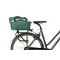 PANIER ARRIERE TOILE BASIL FLAIR 22L VERT AVEC ANSE FIXATION CLIP AUTOMATIQUE SUR PORTE BAGAGE SYSTEME MIK - Commander 157030 - (SI PAS FOURNI SUR LE VELO, Ajouter 155681) 8715019113468