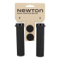 POIGNEE VTT / CITY NEWTON LOCK ON RUBBER NOIR L130mm AVEC BOUCHON (PAIRE) 3700948299722
