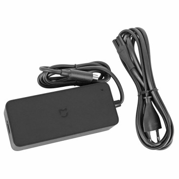 CHARGEUR DE BATTERIE TROTTINETTE COMPATIBLE XIAOMI MI 4 41.7V 2A (CONNECTEUR DC) -SELECTION P2R- 3700948309056