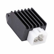 REGULATEUR DE TENSION SCOOT ADAPTABLE PEUGEOT 50 TKR, TREKKER, SPEEDFIGHT, LUDIX / SYM 50 ORBIT / CPI 50 HUSSAR / KEEWAY 50 FOCUS / KYMCO 50 AGILITY 2T (CONNECTEUR NOIR 4 FICHES) -P2R- 3700948052365