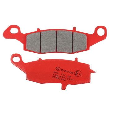 PLAQUETTE DE FREIN BREMBO POUR KAWASAKI 650 ER-6F 2006>2016 AV DROIT, 650 KLE VERSYS 2007>2014 AV DROIT/SUZUKI 800 VL INTRUDER 2005>2018 AV, 650 DL V-STROM 2004 AV (ROUTE METAL FRITTE) -07KA18SA- 8020584636213