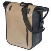 SACOCHE ARRIERE VELO LATERALE BASIL RIVO WATERPROOF 12-15L SABLE / NOIR FIXATION MIK HOOKS SUR PORTE BAGAGE (38x14x25cm) AVEC POIGNEE ET BANDOUILLERE FERMETURE ENROULEMENT 8715019185274
