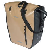 SACOCHE ARRIERE VELO LATERALE BASIL RIVO WATERPROOF 25-31L SABLE / NOIR FIXATION MIK HOOKS SUR PORTE BAGAGE (43x14x28cm) AVEC POIGNEE ET BANDOUILLERE FERMETURE ENROULEMENT 8715019185304